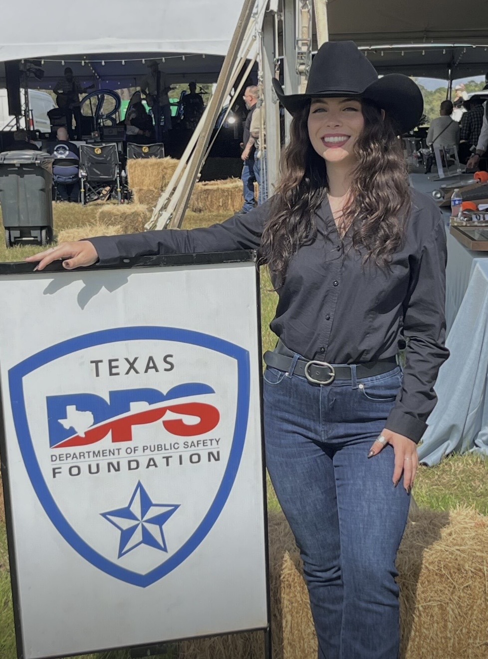 Caroline Ackel at auction event